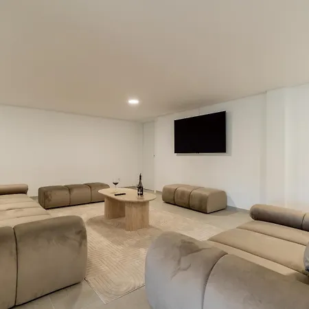 Esmenaut By Madeira Dream Vila