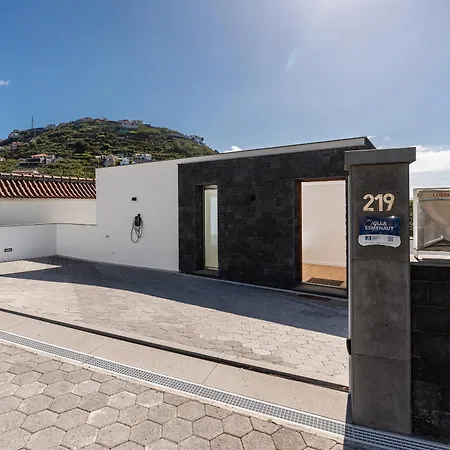 Vila Esmenaut By Madeira Dream *